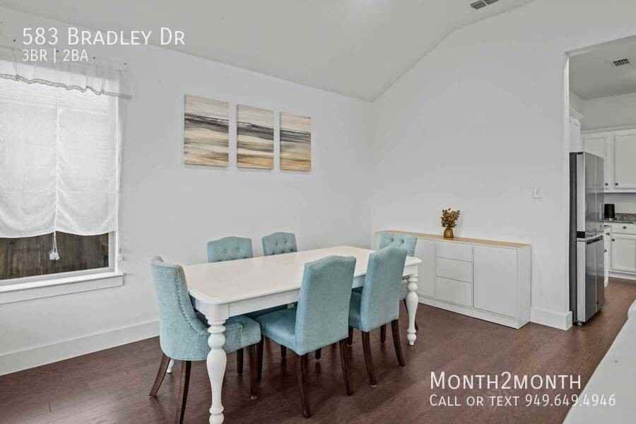 583 Bradley Dr - Photo 6 of 32