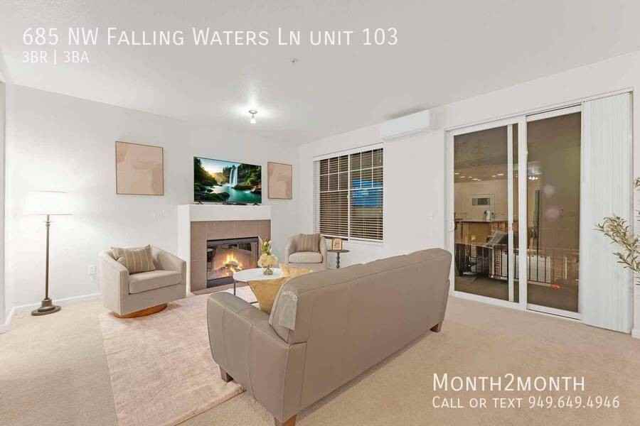 685 Nw Falling Waters Ln Unit 103 - Photo 3 of 35
