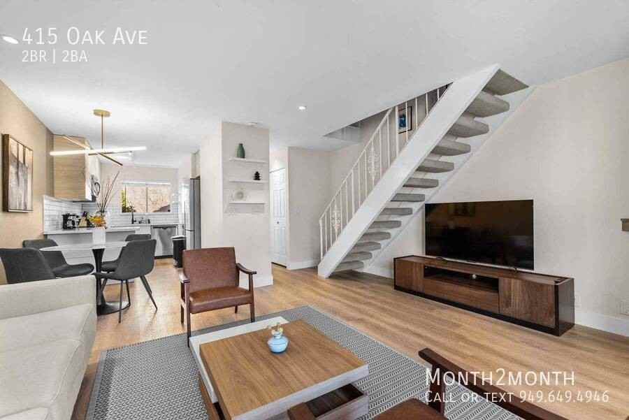 415 Oak Ave - Photo 5 of 42