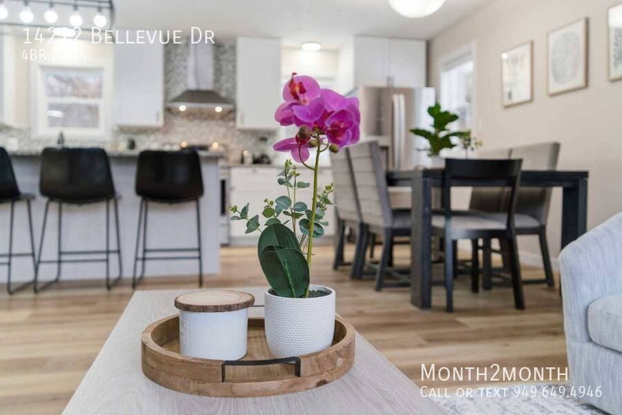 14222 Bellevue Dr - Photo 4 of 50