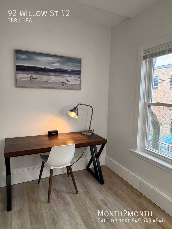 92 Willow St - Photo 2 of 8