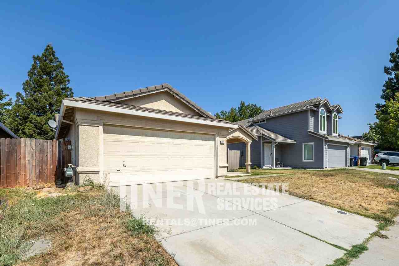 4771 Morgan Oak Ct - Photo 6 of 33