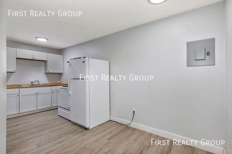 5600 N Main St #104 - Photo 4 of 9