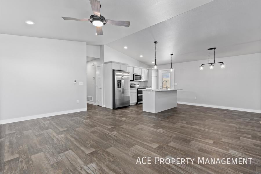 5319 Coal Bank Dr - Photo 4 of 14