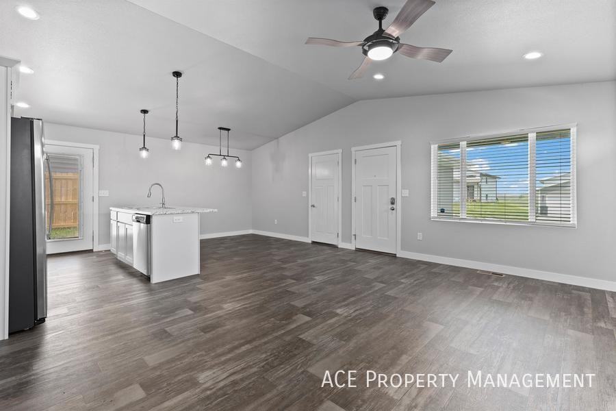 5319 Coal Bank Dr - Photo 5 of 14