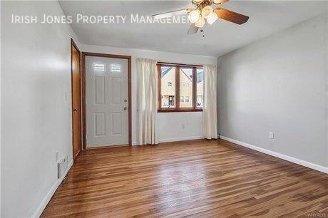 17 Houston St - Photo 7 of 13