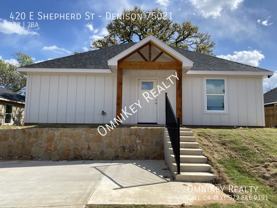 420 E Shepherd St - Photo 1 of 1