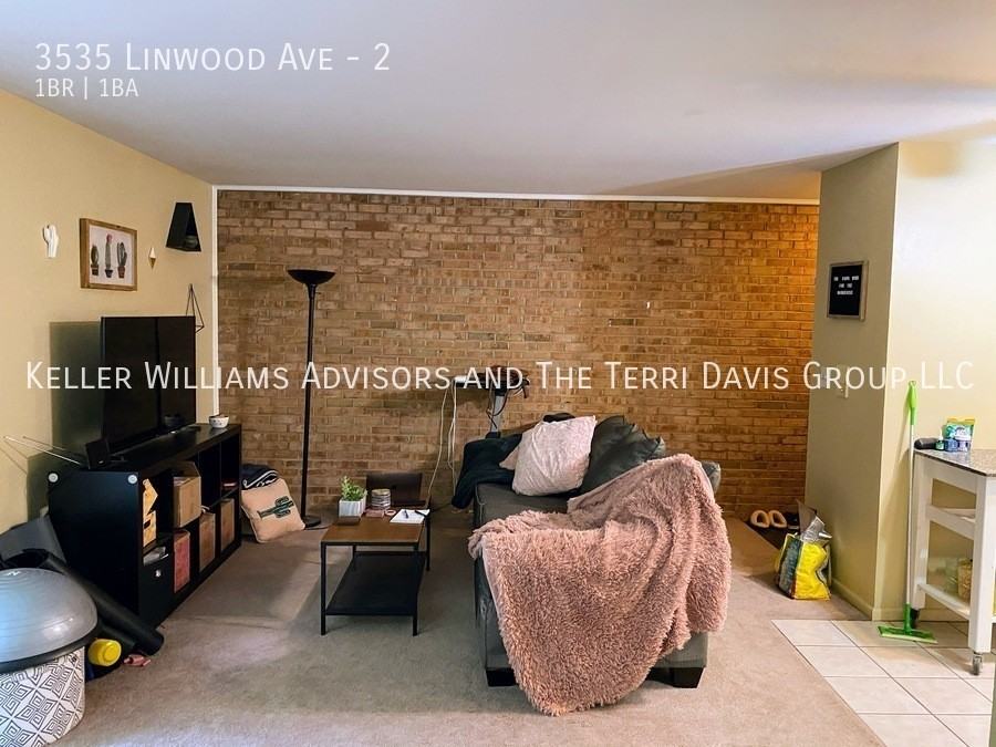 3535 Linwood Ave #2 - Photo 3 of 8