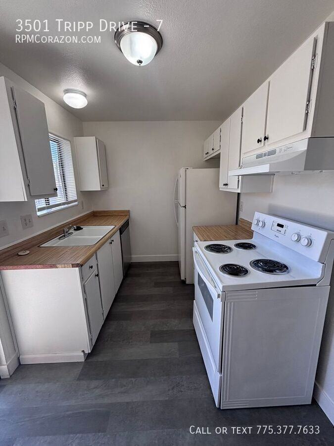 3501 Tripp Dr #7 - Photo 2 of 6
