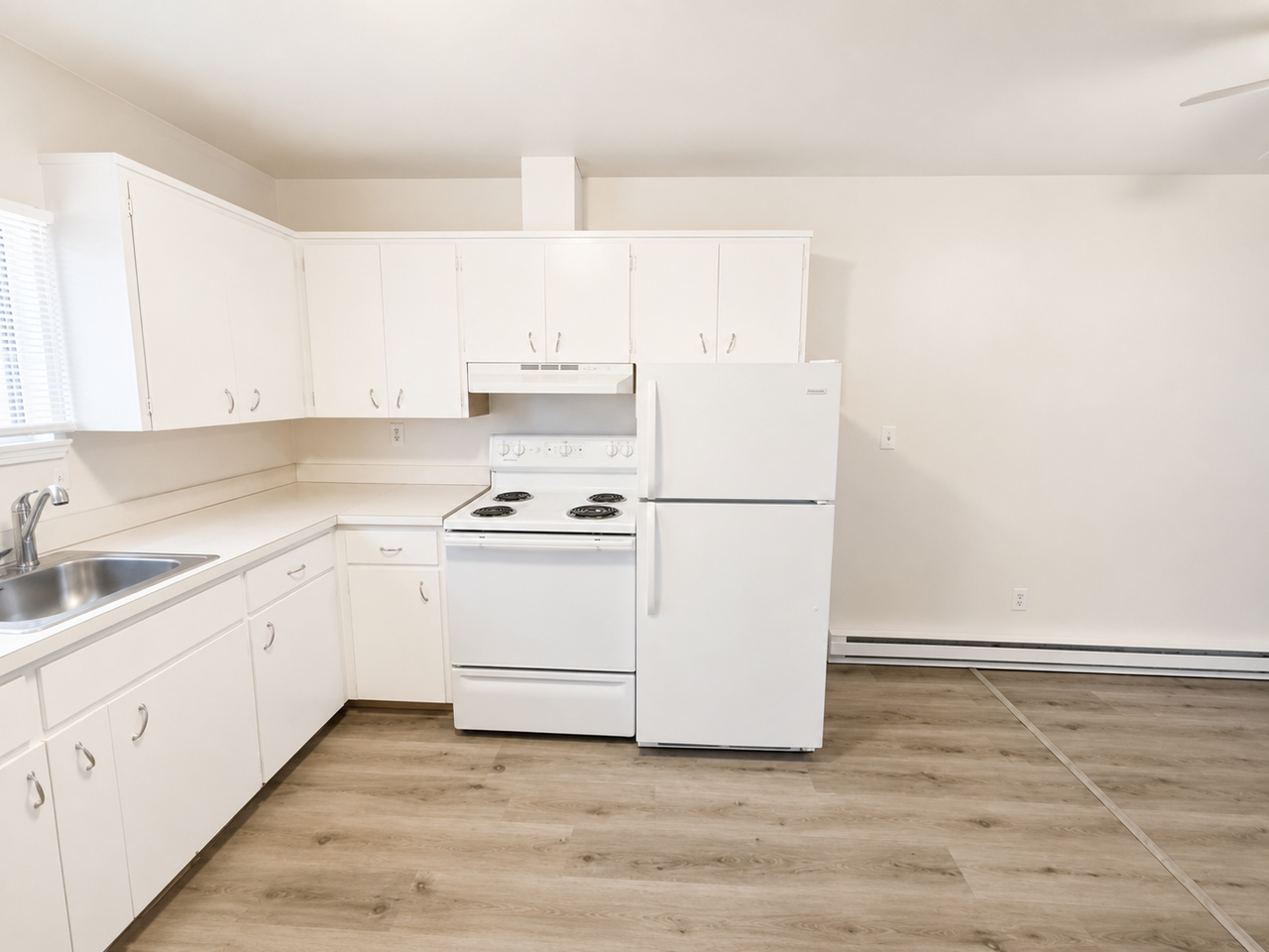 200 Grover Street - Photo 4 of 19