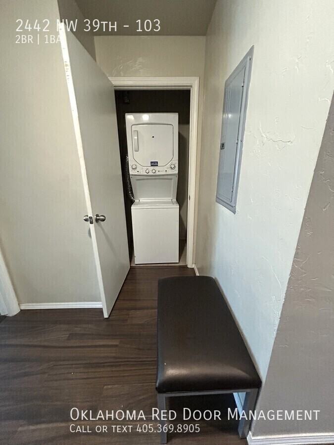 2442 Nw 39th St #103 - Photo 7 of 13