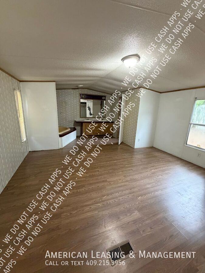 102 Hornet Ln - Photo 4 of 8