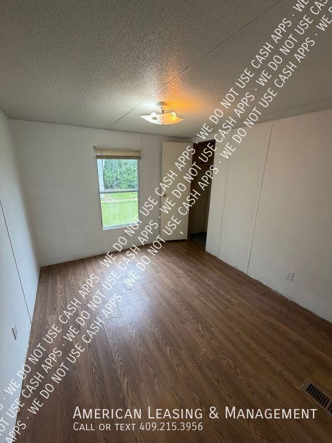 102 Hornet Ln - Photo 6 of 8