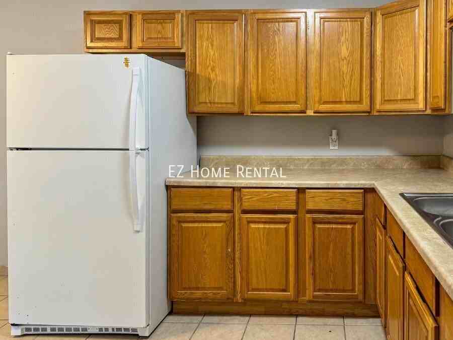 2102 5th Ave N - Photo 5 of 17