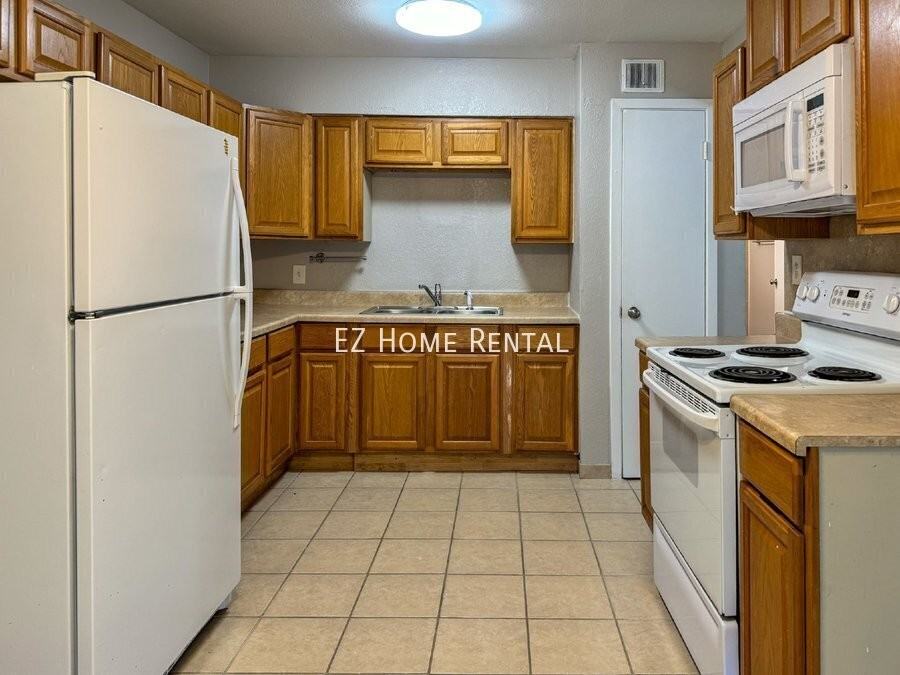 2102 5th Ave N - Photo 6 of 17