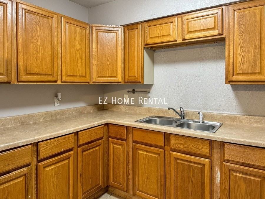 2102 5th Ave N - Photo 7 of 17