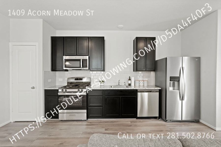 1409 Acorn Meadow St - Photo 4 of 15