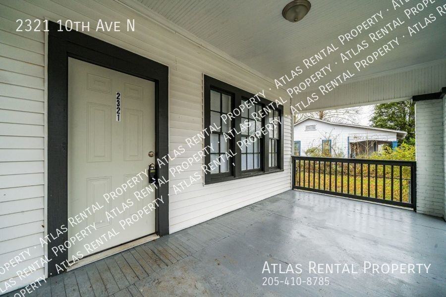 2321 10th Ave N - Photo 4 of 28
