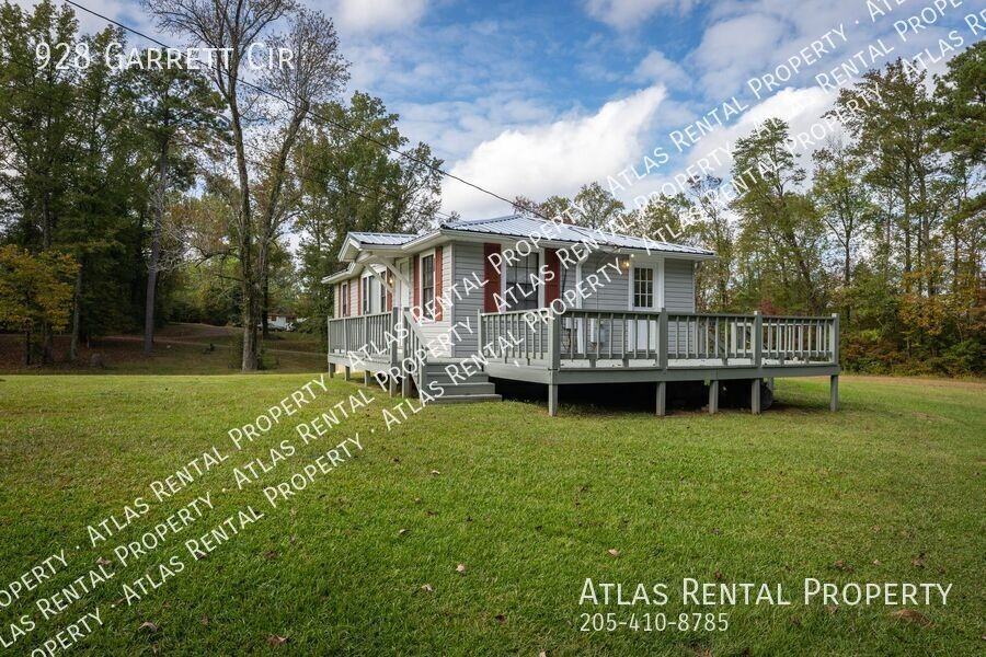 928 Garrett Cir - Photo 2 of 15