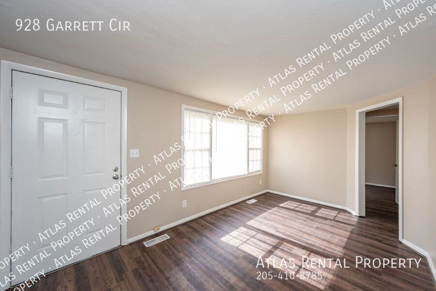 928 Garrett Cir - Photo 6 of 15