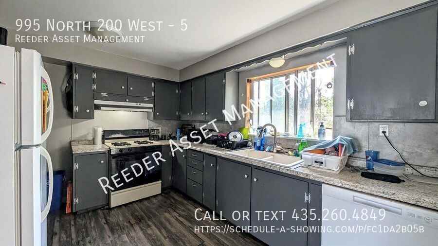 995 N 200 W #5 - Photo 4 of 36