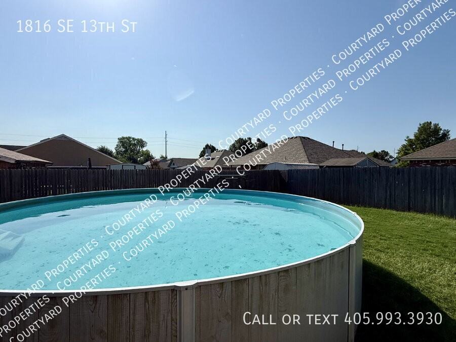 1816 Se 13th St - Photo 4 of 23