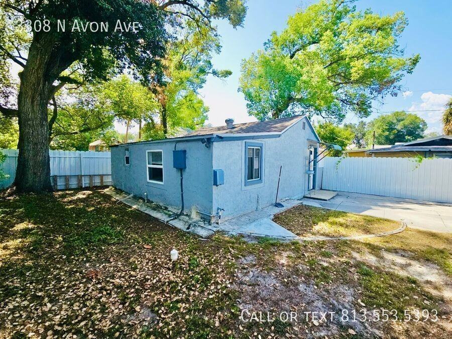 3308 N Avon Ave - Photo 3 of 24