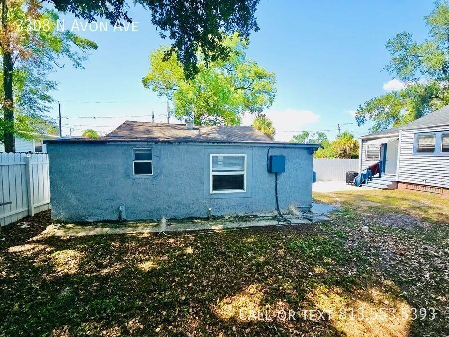3308 N Avon Ave - Photo 4 of 24