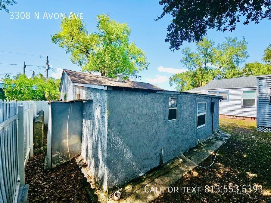 3308 N Avon Ave - Photo 5 of 24