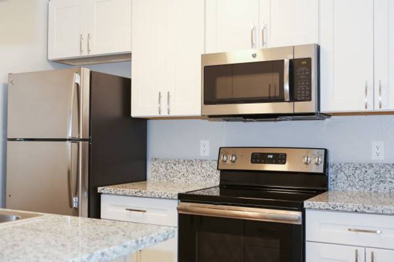 Sierra Ridge Apartments - Photo 2 of 28
