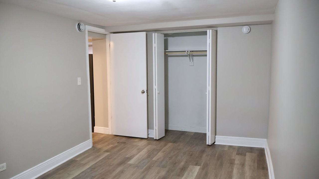 6203 21st St #19 - Photo 4 of 17