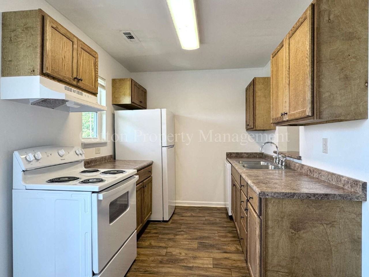 315 S Dudley St #16 - Photo 4 of 23