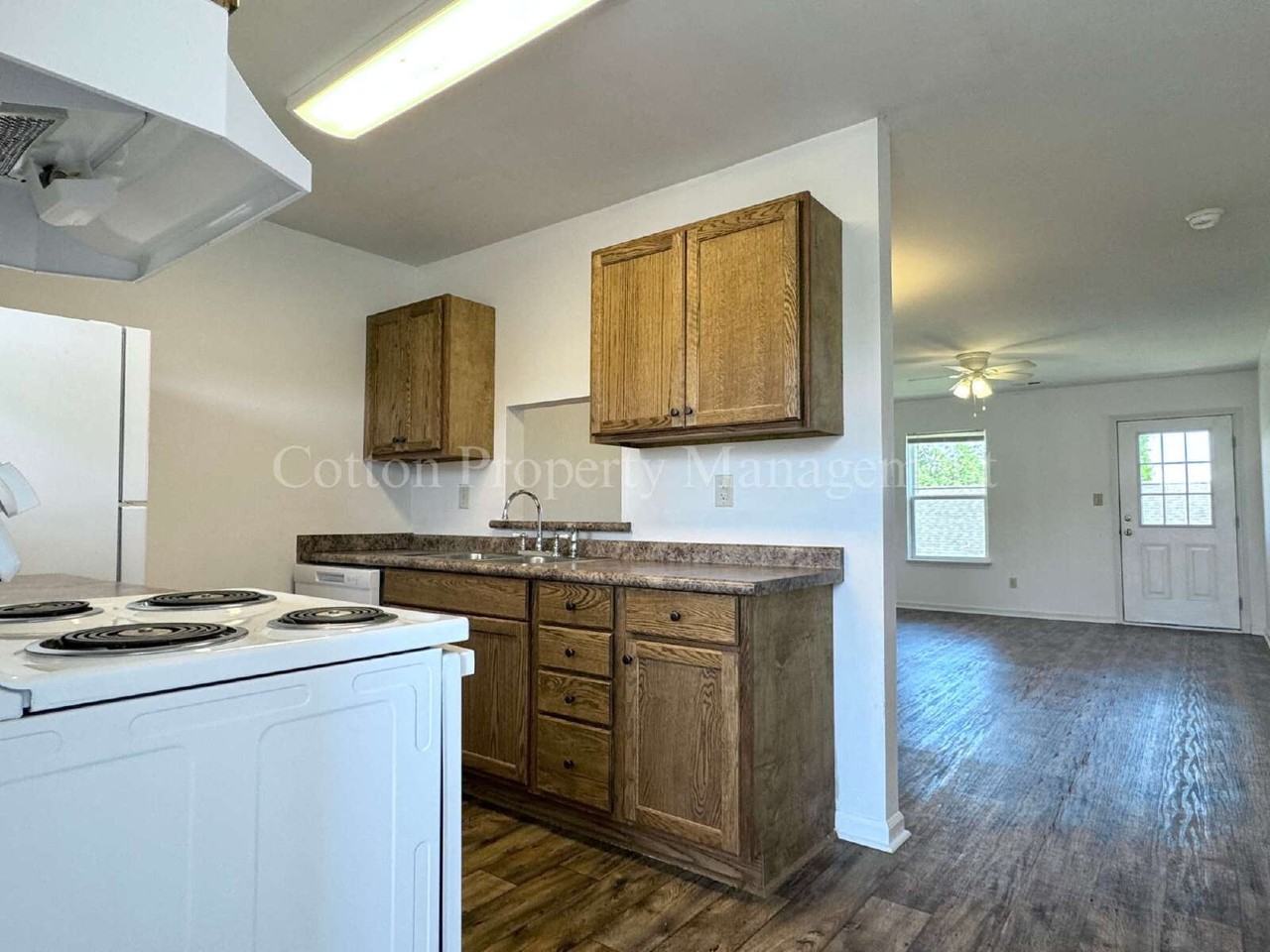315 S Dudley St #16 - Photo 6 of 23