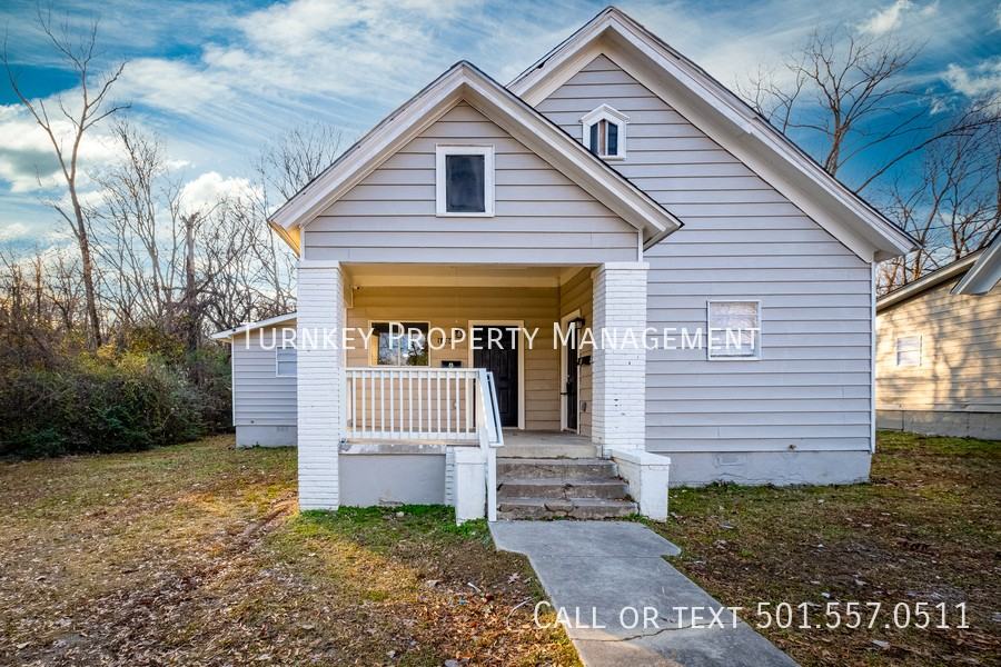 1626 Brown St #A - Photo 3 of 36