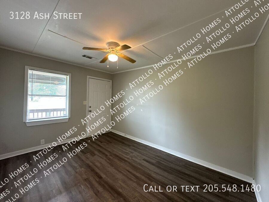 3128 Ash St - Photo 3 of 28
