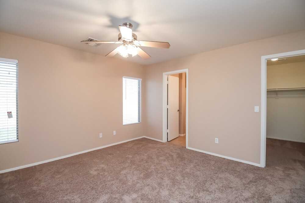 39670 N Kristy Ln - Photo 6 of 15