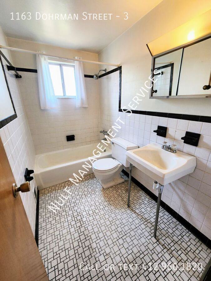 1163 Dohrman St #3 - Photo 4 of 7