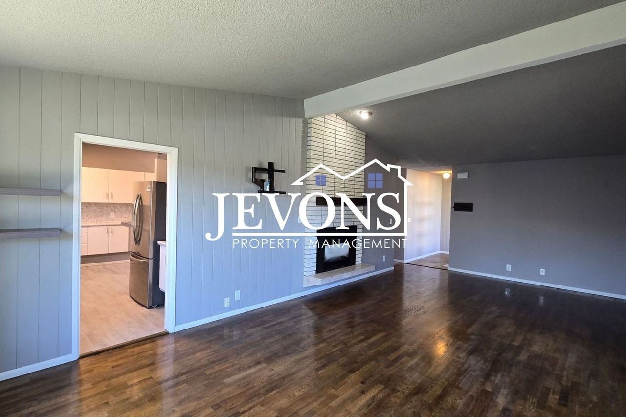 200 S 69th Ave - Photo 7 of 21