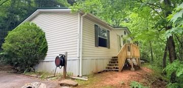 featured image of 214 Crooked Fork Ln
