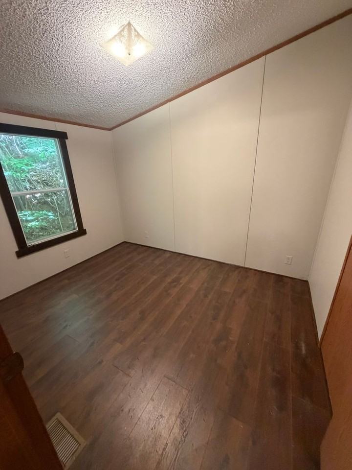214 Crooked Fork Ln - Photo 5 of 8