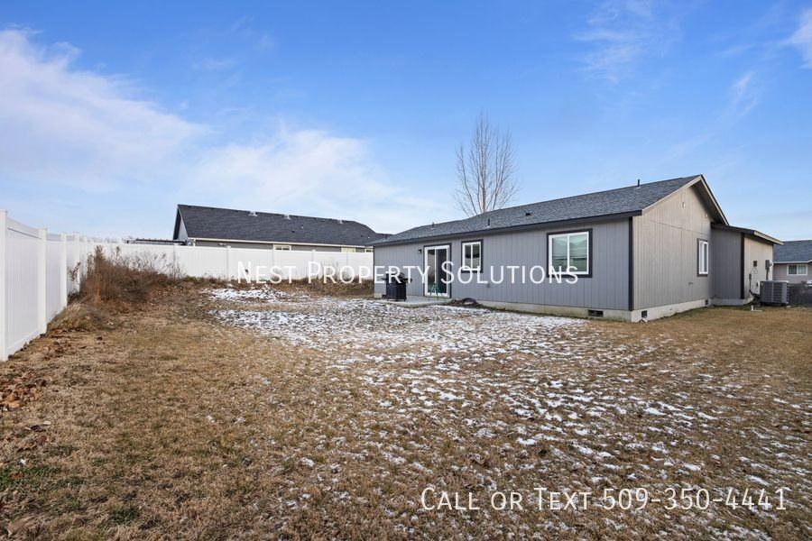 413 S Trillium Way - Photo 4 of 8