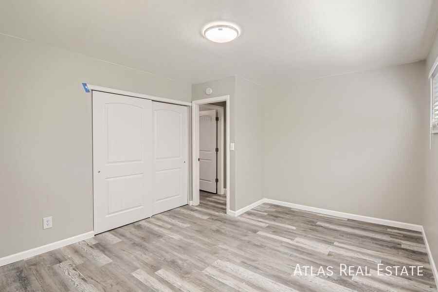 311 May Dr - Photo 7 of 19