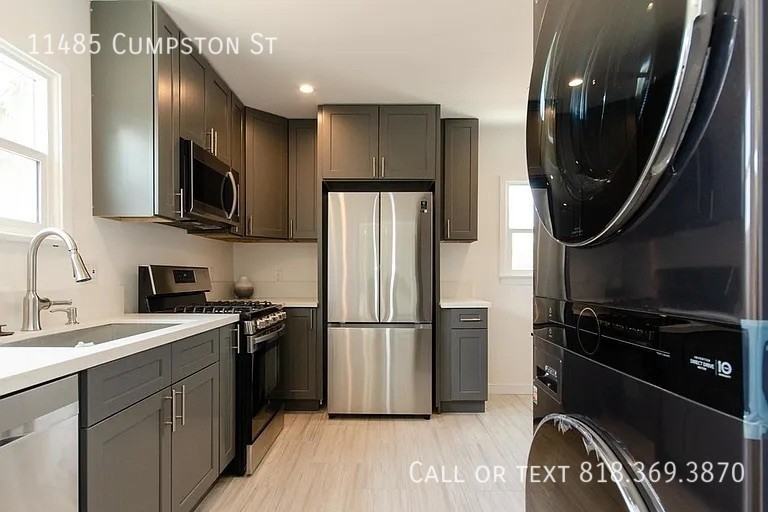 11485 Cumpston St - Photo 6 of 18