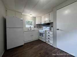 featured image of 670 Benton Ave #16