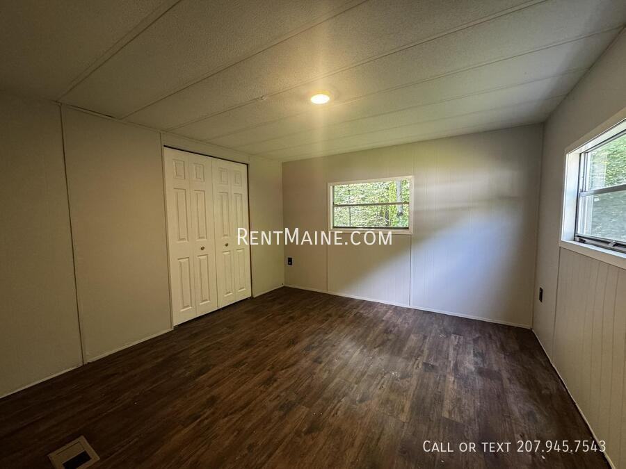 670 Benton Ave #16 - Photo 7 of 11