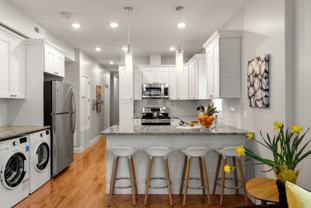 1 Bed / 1 Bath Apartment in South Boston - Photo 1 of 1