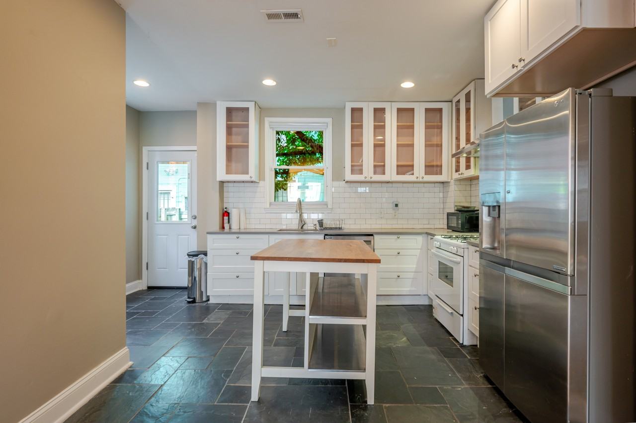 2103 13th St Se - Photo 4 of 22
