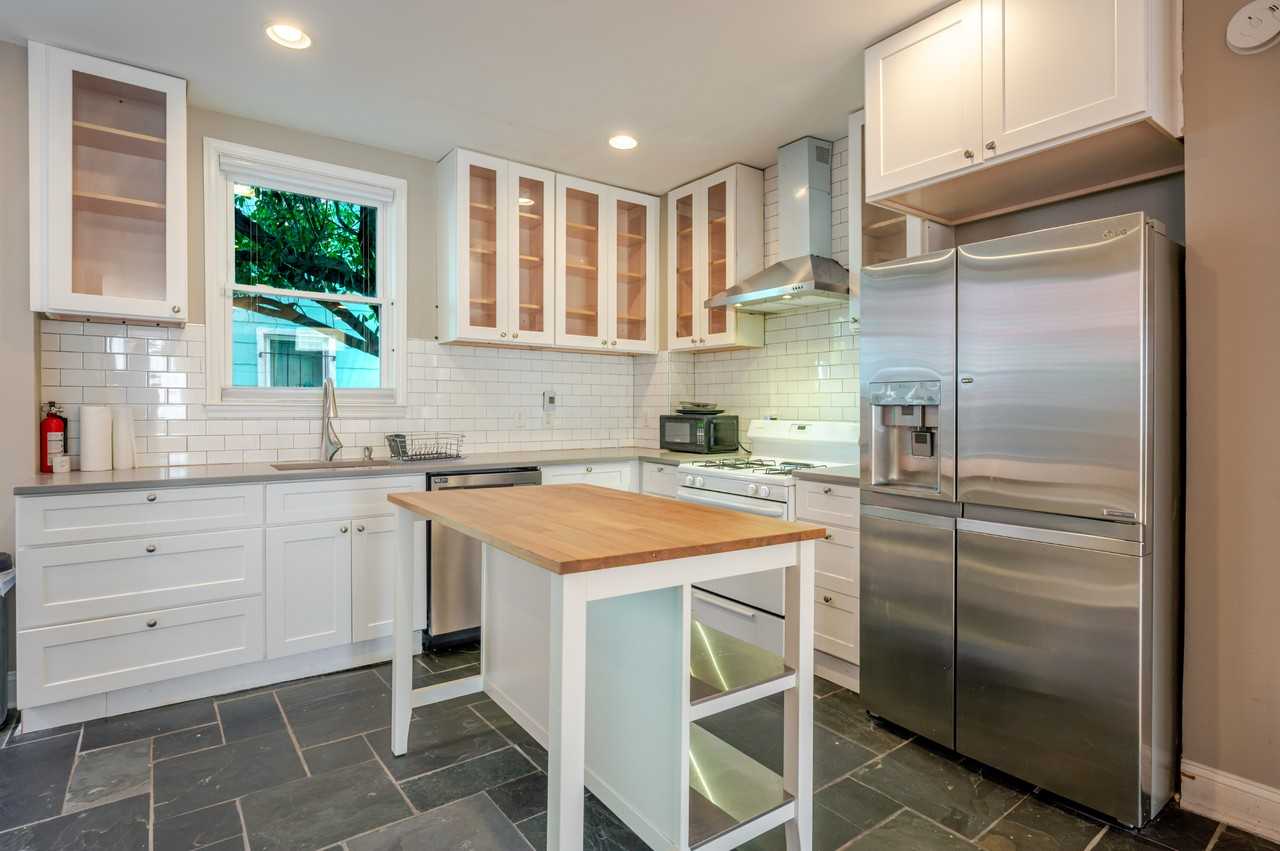 2103 13th St Se - Photo 5 of 22