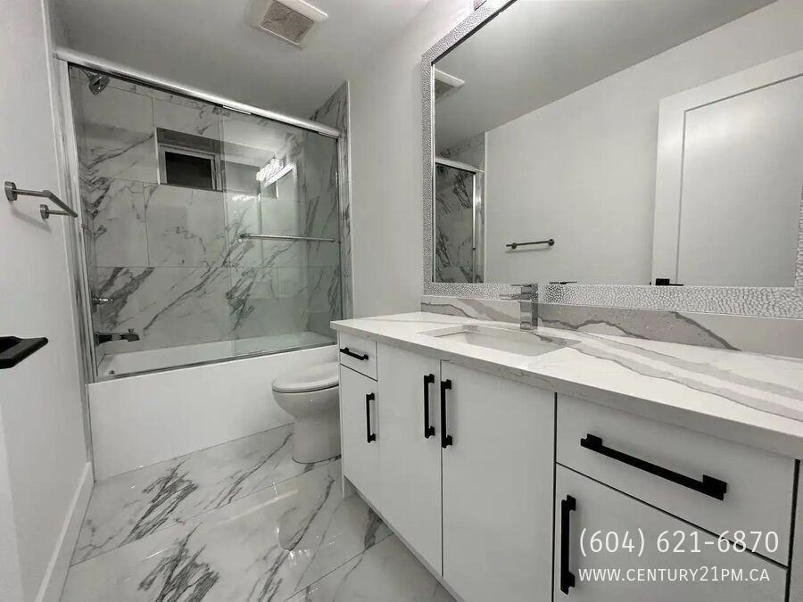 1937 Catalina Cres Bsmt 2 #BS2 - Photo 2 of 7