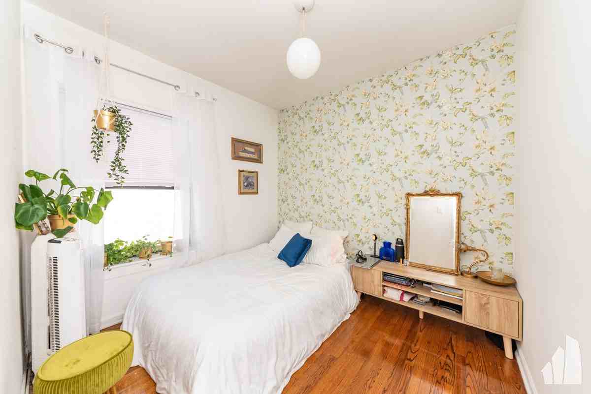 3024 N Halsted St #28-1C - Photo 2 of 8